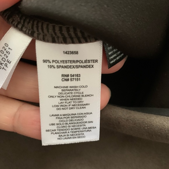 Andrew Marc Faux Suede Gray / Brown High Rise Leggings - Large - Picture 9 of 9